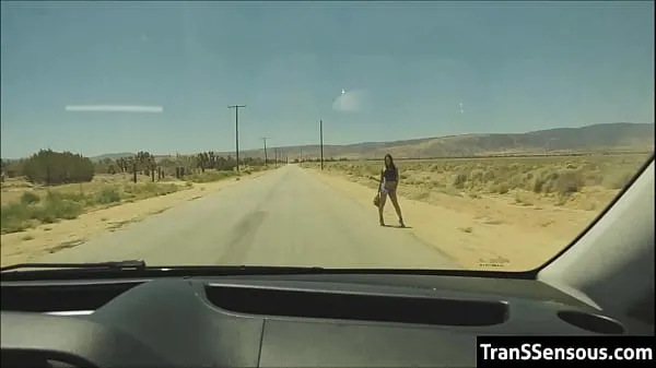 Transsexual hitchhiker fucked in the ass Video baru yang populer