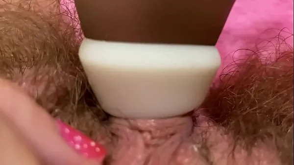 Hot Huge pulsating clitoris orgasm in extreme close up with squirting hairy pussy grool play วิดีโอใหม่