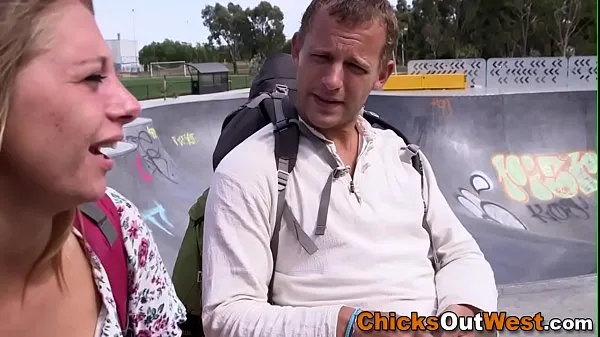 Populära Aussie teen backpacker fucked nya videor