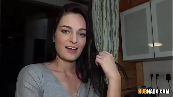 Žhavá Amazing brunette chick is fucking with a complete stranger nová videa
