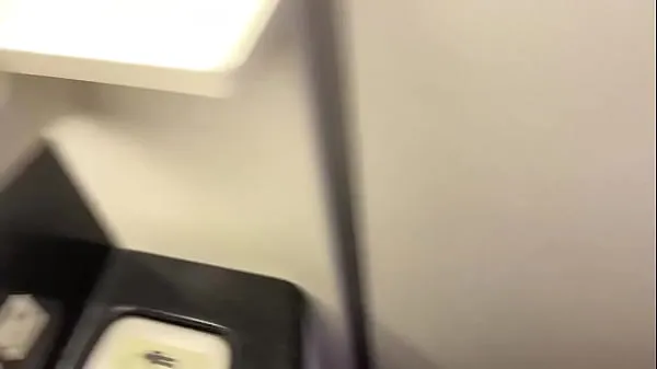 हॉट In the toilet of the plane, I follow my husband to get fucked and fill my mouth before take off नए वीडियो