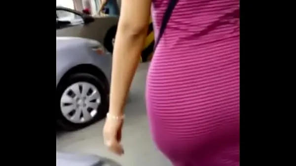 Video nóng Mom with Mega Ass on the street mới