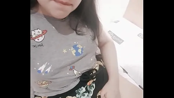 Hotte Cute petite girl records a video masturbating - Hana Lily nye videoer