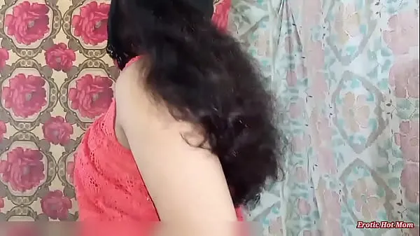Populære Desi girlfriend dances like a whore in her bedroom nye videoer