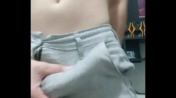 roll hard taking off shorts Video baru yang populer