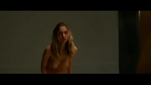 Žhavá Sydney Sweeney Nude Compilation - The Voyeurs nová videa