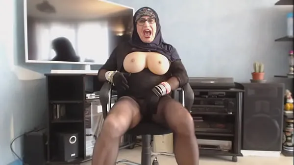 veiled muslim touches her pussy Video baharu hangat