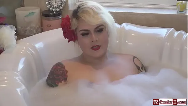 Video nóng Trans stepmom Isabella Sorrenti anal fucks stepson mới