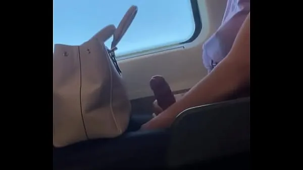 Shemale jacks off in public transportation (Sofia Rabello Video baru yang populer