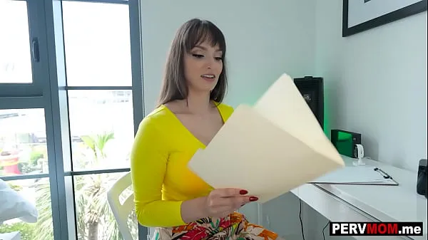 Népszerű Huge boobs stepmom MILF Lexi Luna rewarded her stepson for his good grades új videó