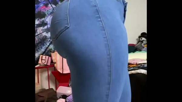 Hot Fat Ass Latina Nixlynka Clapping In Jeans วิดีโอใหม่