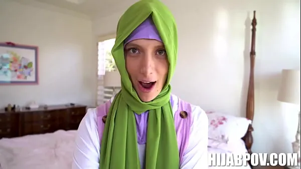 Vroči Hijab Hookups - Izzy Lushnovi videoposnetki