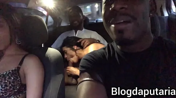 Hot Couple makes up to fuck inside the couple's car, fucking loka and I end up giving shit new Videos