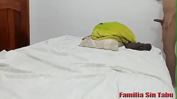 Kuumia I will never forgive my wife, I catch my wife fucking my own I put my hidden camera and find them in my own bed, my wife's unfaithful bitch cheats on me for a cock bigger than mine. Y uutta videota