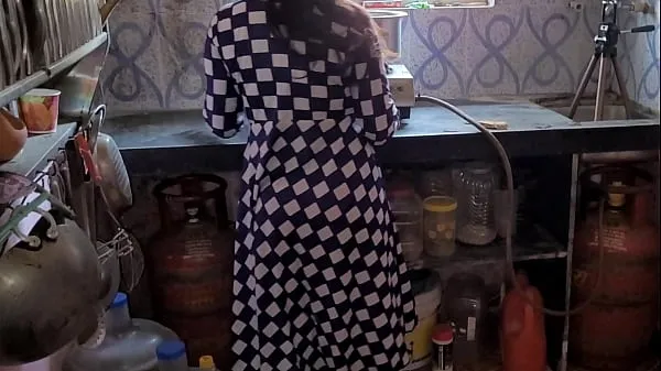 Kuumia Brother-in-law took the native sister-in-law to the kitchen and fucked her uutta videota