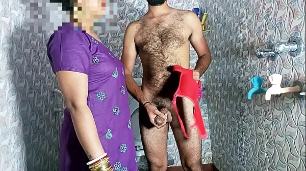 Kuumia Stepmother caught shaking cock in bra-panties in bathroom then got pussy licked - Porn in Clear Hindi voice uutta videota