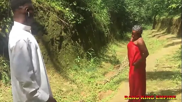 Yeni Videolar REVEREND FUCKING AN AFRICAN GODDESS ON HIS WAY TO EVANGELISM - HER CHARM CAUGHT HIM AND HE SEDUCE HER INTO THE FOREST AND FUCK HER ON HARDCORE BANGING