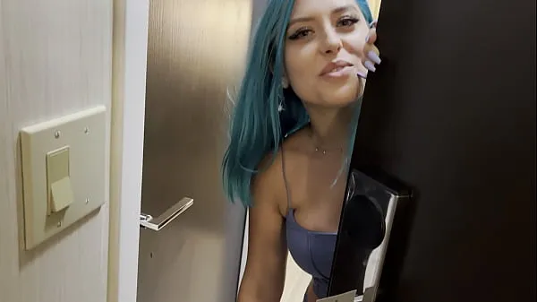 Casting Curvy: Blue Hair Thick Porn Star BEGS to Fuck Delivery Guy Video baharu hangat