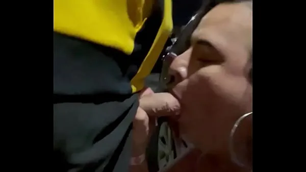 مشہور Thick White Cock gets drained by Latina Tranny نئے ویڈیوز