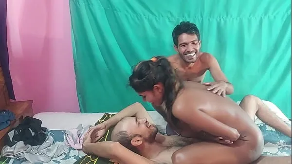 Gorące Bengali teen amateur rough sex massage porn with two big cocks 3some Best xxx Porn ... Hanif and Mst sumona and Manik Mia nowe filmy