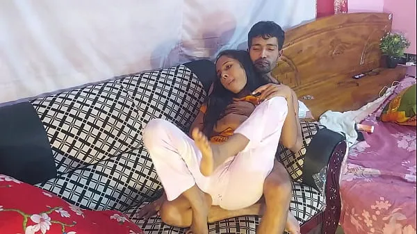 Populära Uttaran20 -The bengali gets fucked in the foursome, of course. But not only the black girls gets fucked, but also the two guys fuck each other in the tight pussy during the villag foursome. The sluts and the guys enjoy fucking each other in the foursome nya videor