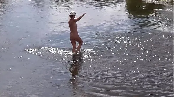 Russian Mature Woman - Nude Bathingnuovi video interessanti
