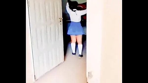 I Secretly Fuck a Student in the School Bathroom Video baru yang populer