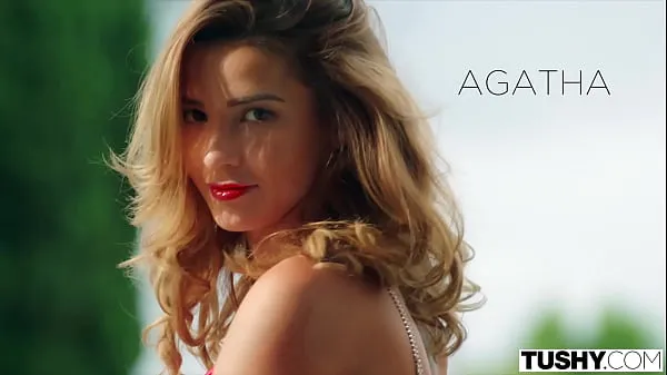 مشہور TUSHY Actress Agatha has passionate anal with co-star نئے ویڈیوز