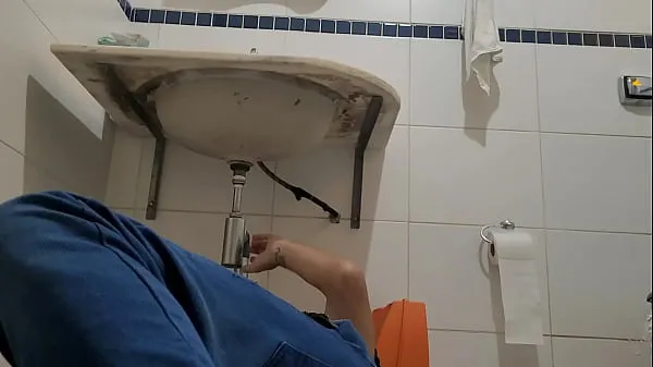 مشہور I answered the plumber in a dress just to see if I had his dick نئے ویڈیوز