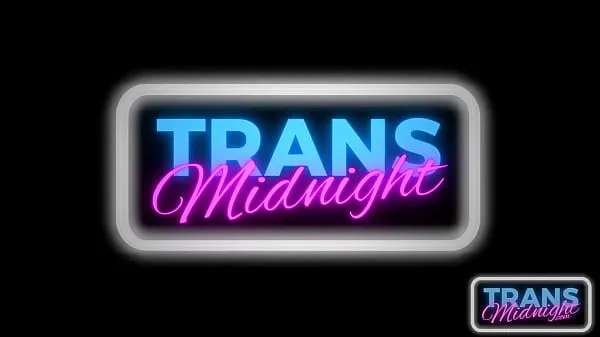 Busty Trans Aphrodite Adams BBC Bareback Video baharu hangat