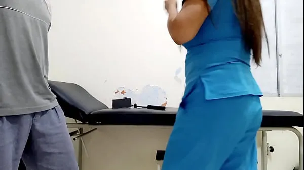 The sex therapy clinic is active!! The doctor falls in love with her patient and asks him for slow, slow sex in the doctor's office. Real porn in the hospital Video baru yang populer