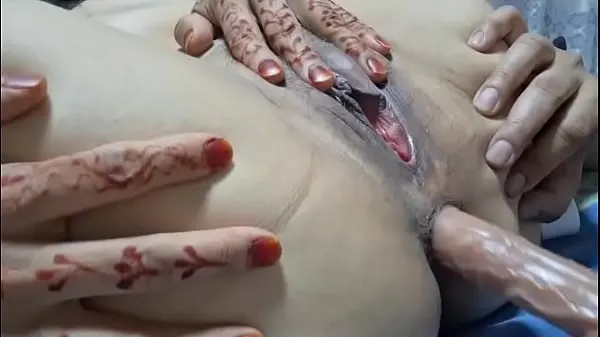 인기 있는 Pakistani husband sucking and play with dildo with nasreen anal and pussy개의 새 동영상