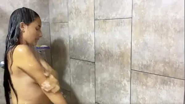 PERVERT STEPDAD PUTS HIS STEPDAUGHTER INTO THE BATHROOM AND FUCKS HER DELICIOUSLY Video baharu hangat
