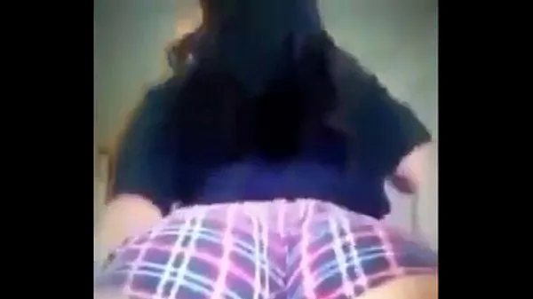 Thick white girl twerking Video baharu hangat