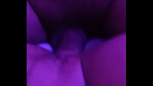 Populære The Wife showing that she is giving in to her lover and filming the naughty wife's pussy. Bitch giving it away nye videoer